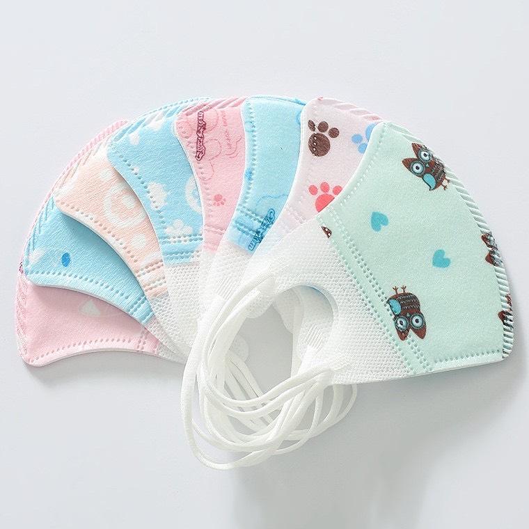 Set 5 khẩu trang 3 lớp kháng khuẩn cho bé