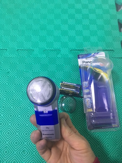 Máy cạo râu Panasonic (Thái Lan) tặng kèm pin 3A