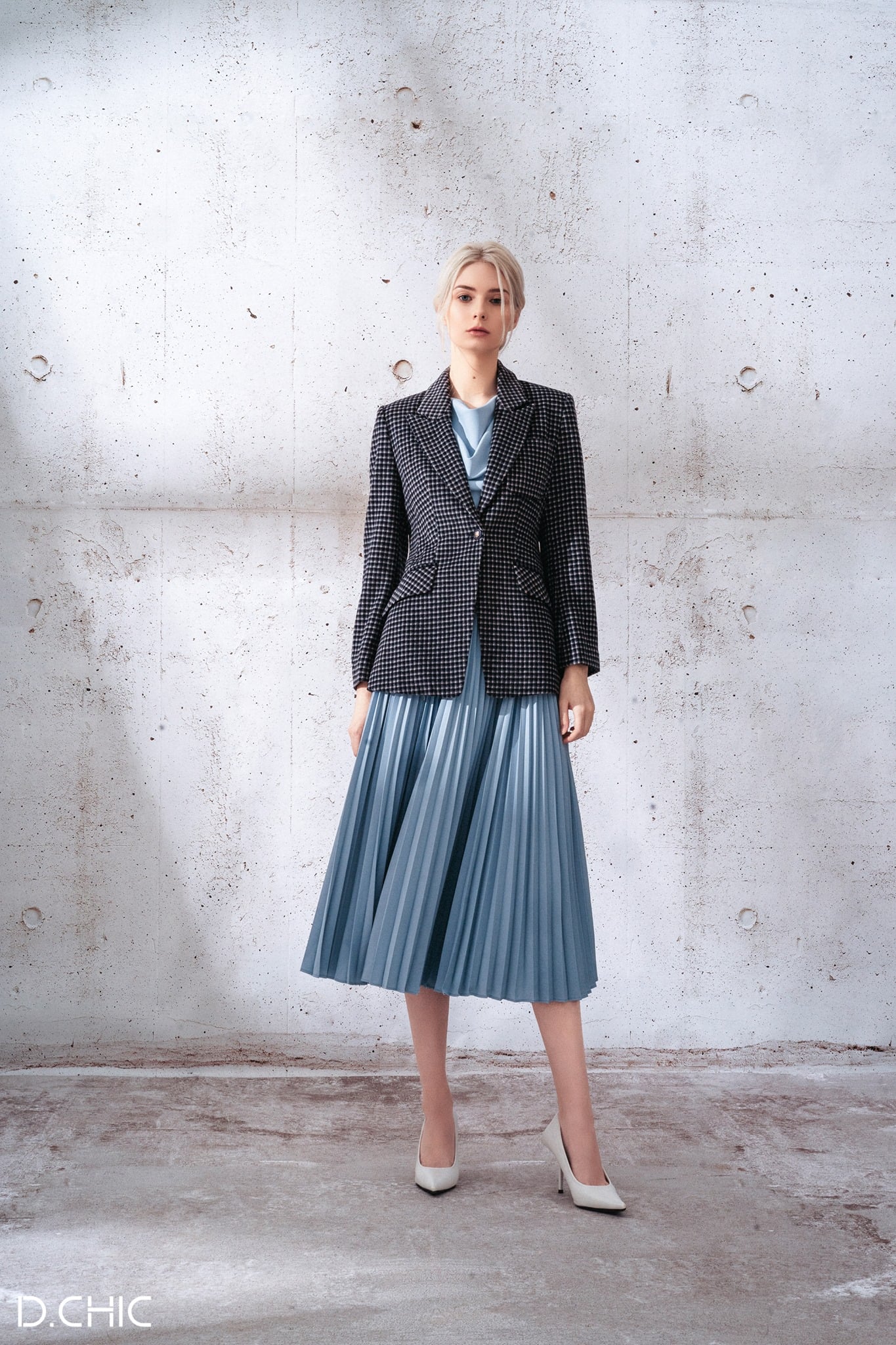 Áo vest dạ kẻ dáng ôm cổ 2 ve by D.CHIC MS: 160352