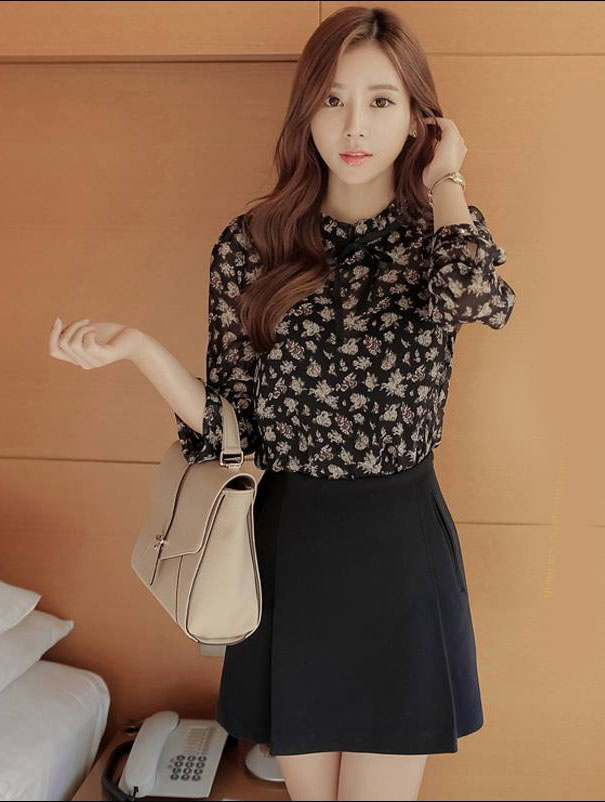 Fashionable Patterned Shirt A530