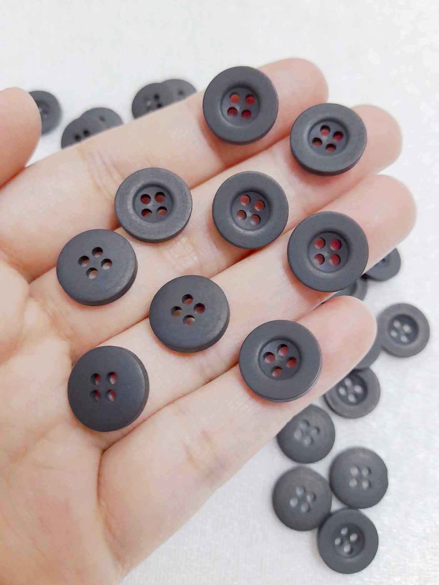 Combo 10 buttons cheap plastic mini shirt garment 4 holes basic office clothing