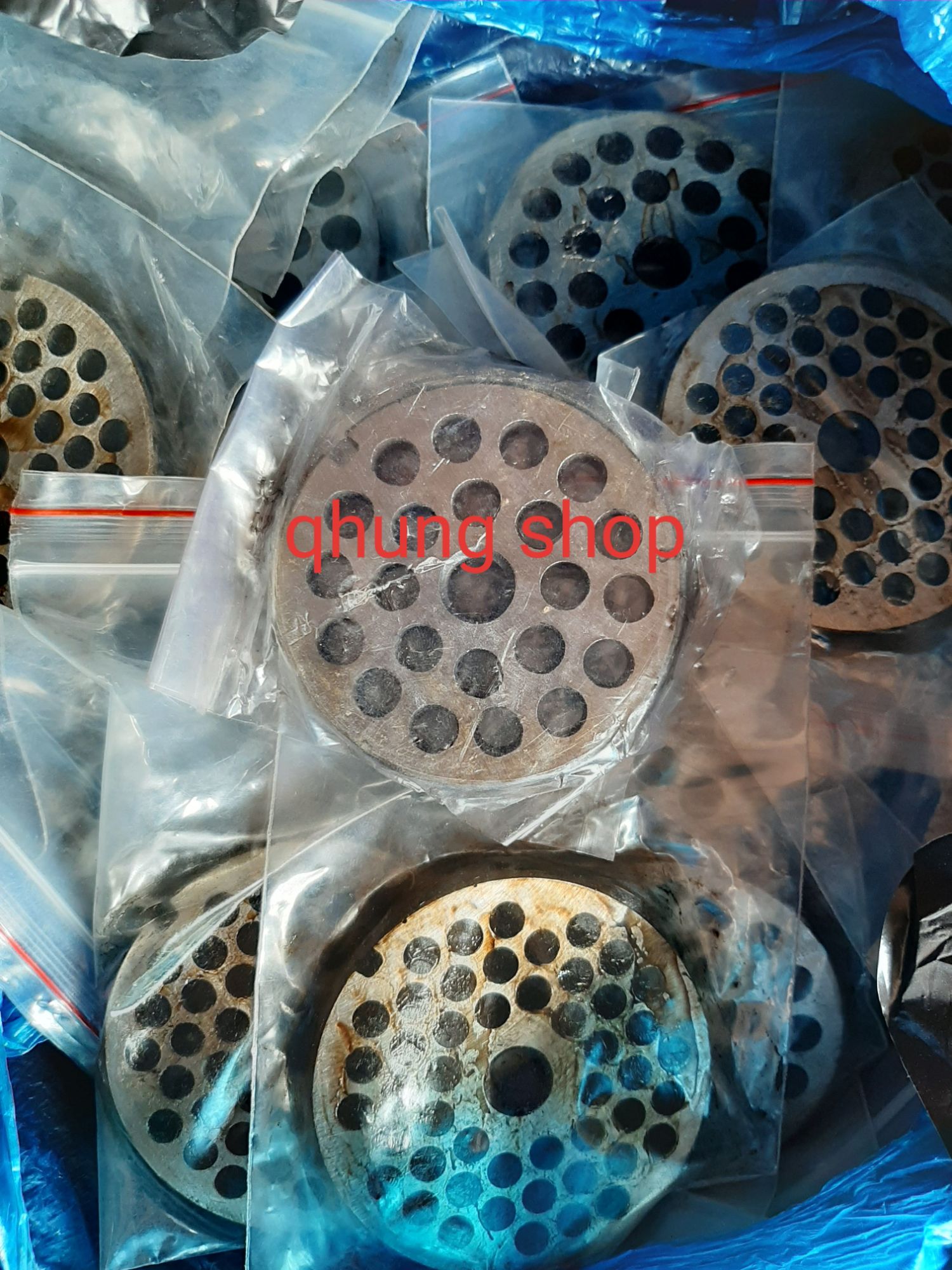 Phụ kiện máy xay  - mặt lưới xay đùn thịt cối số 8