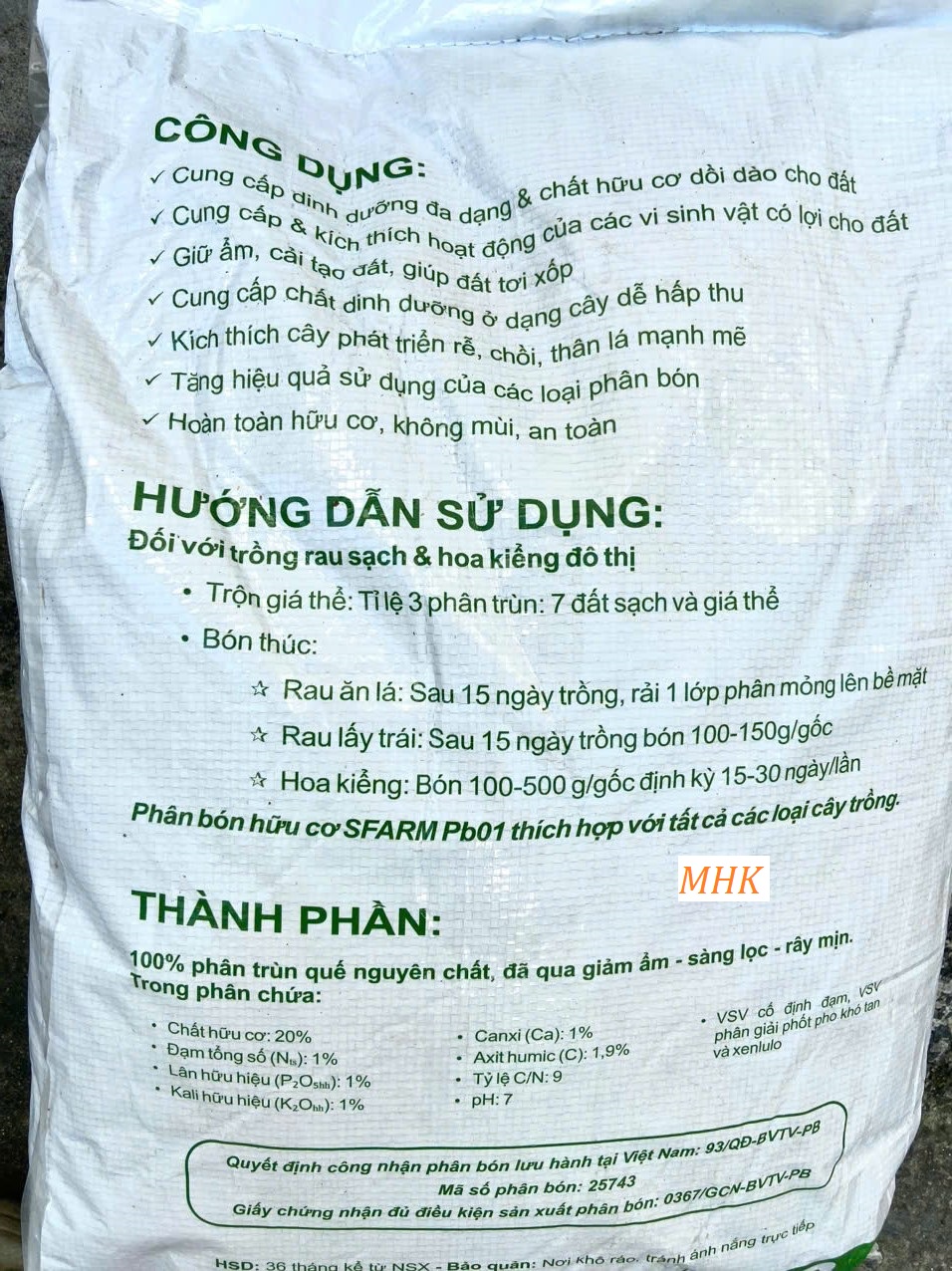 10kg Bag of Sfarm Dang Gia Trang Earthworm Compost Powder - Organic Fertilizer (Contains Cocoons - Earthworm Eggs) Has Been Dehumidified.