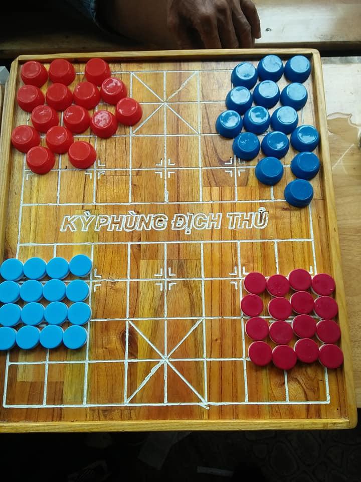 vua cờ úp kèm nắp