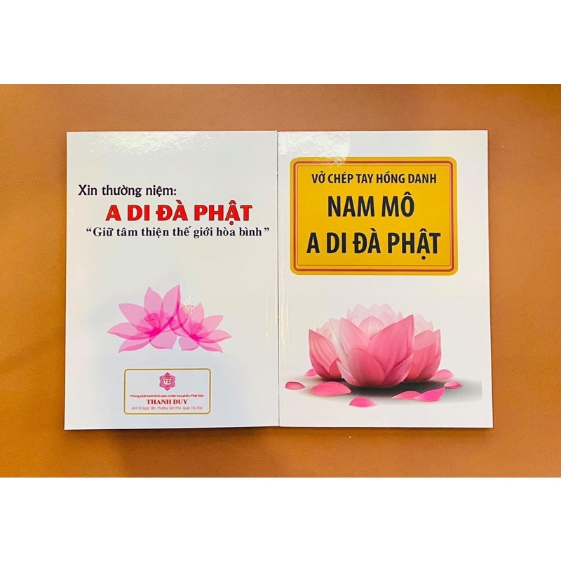 Vở chép kinh A Di Đà hồng danh