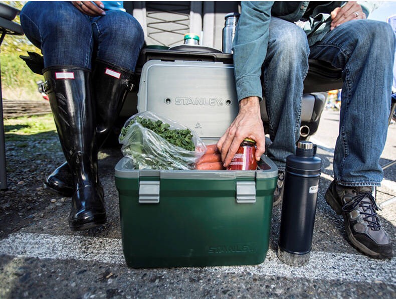 [HCM]Thùng giữ nhiệt Stanley Adventure Cooler 16QT