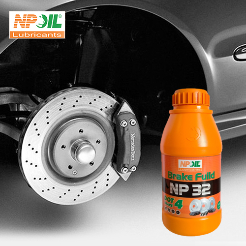 NPOIL - Dầu thắng (BRAKE FLUID) NP 32 - DOT 4 - 0,5Kg