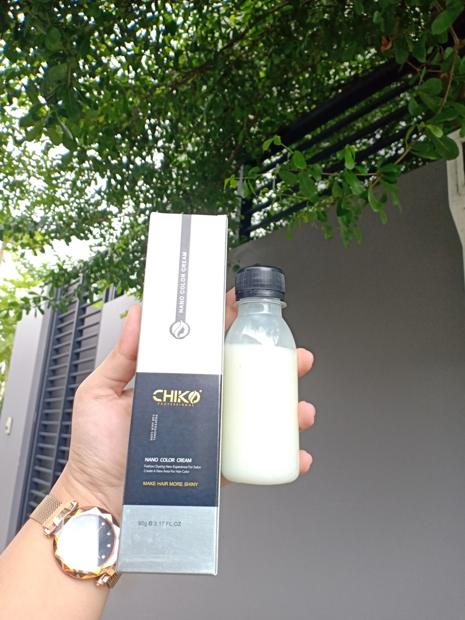 Thuốc nhuộm tóc màu Tím Than (kèm oxi và găng tay)
