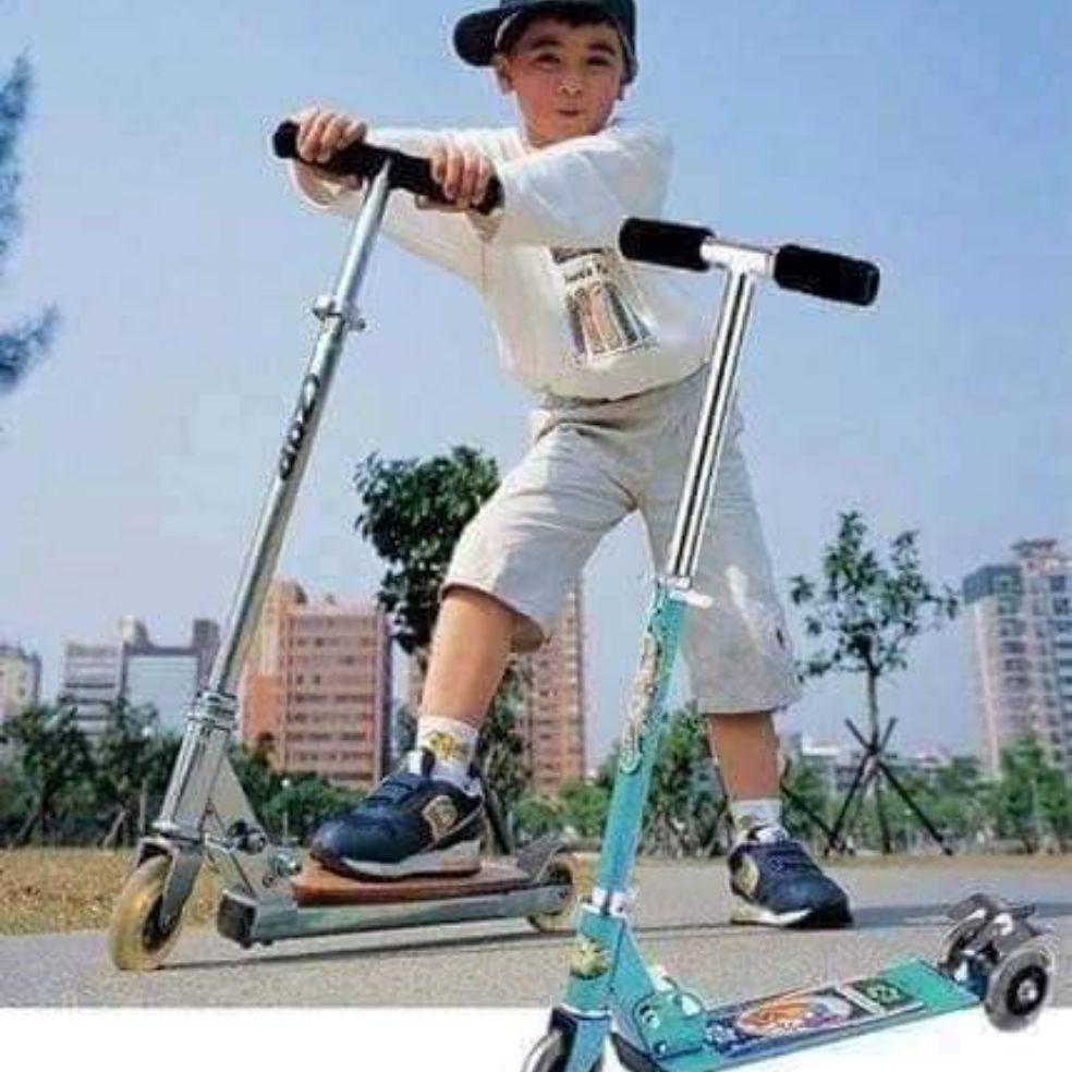 XE TRƯỢT SCOOTER CHO BÉ