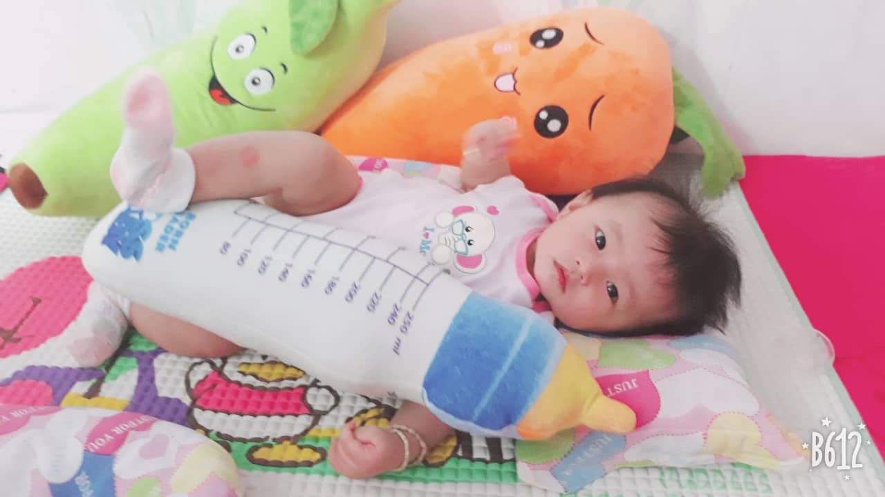 GỐI ÔM BÌNH SỮA CHO BÉ