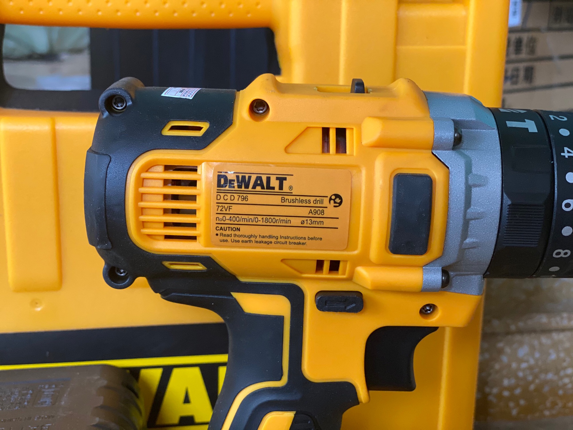Máy khoan pin DEWALT 72V PIN 10 cells
