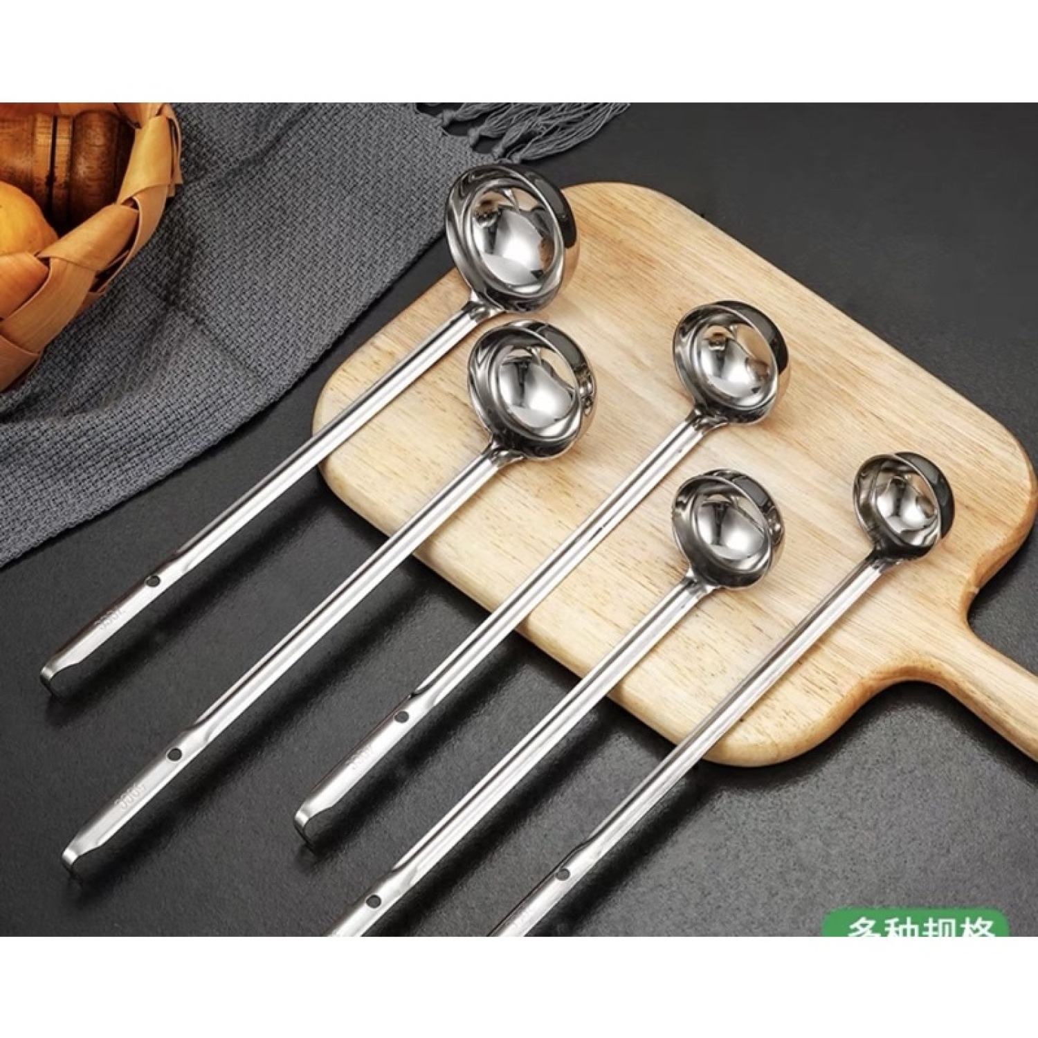 Môi múc canh vá múc nước lèo inox 304 có móc cheo các cỡ