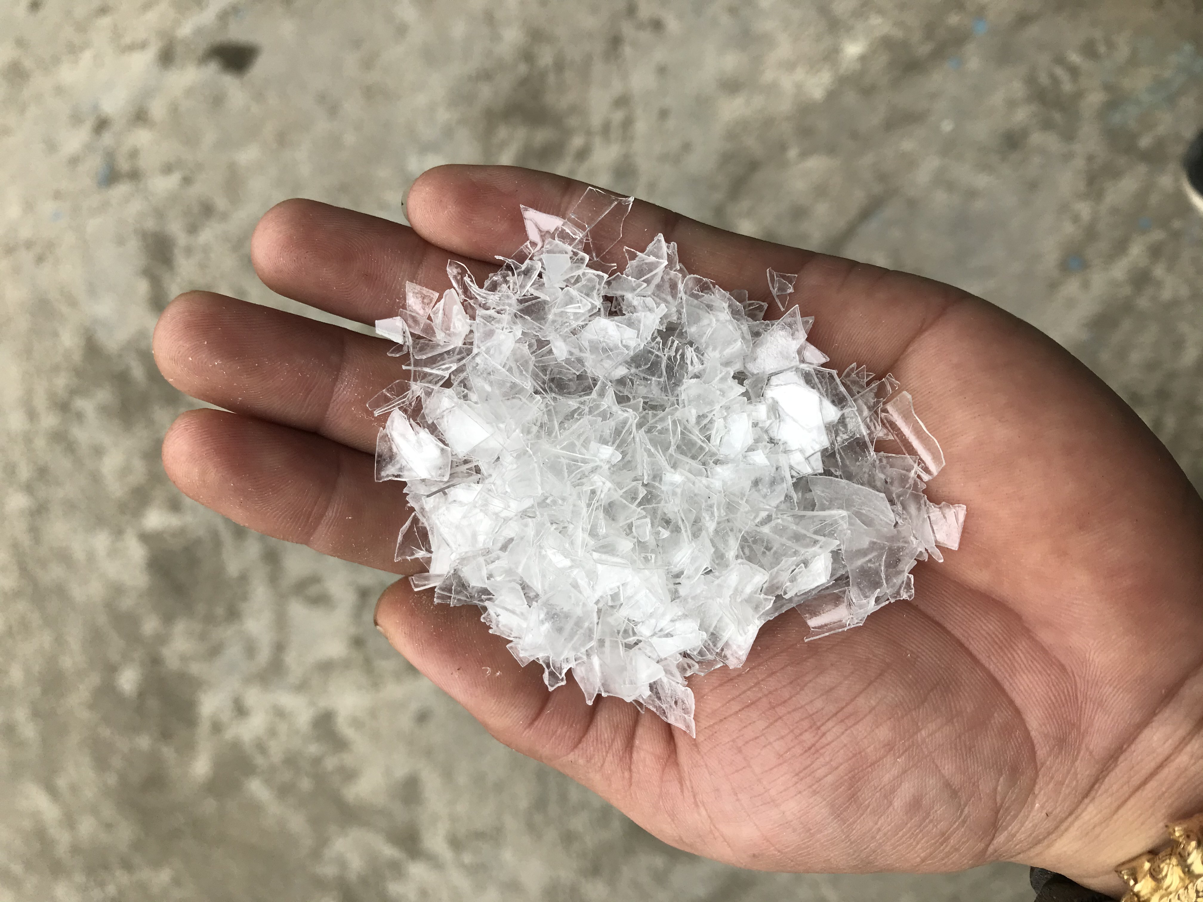 DỤNG CỤ TƯA LƯỠI - ĐÁNH RĂNG CHO BÉ IUU