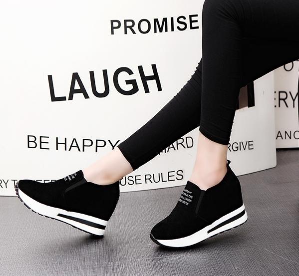 Giày Slip On Nữ Độn Đế 6cm Mã H71