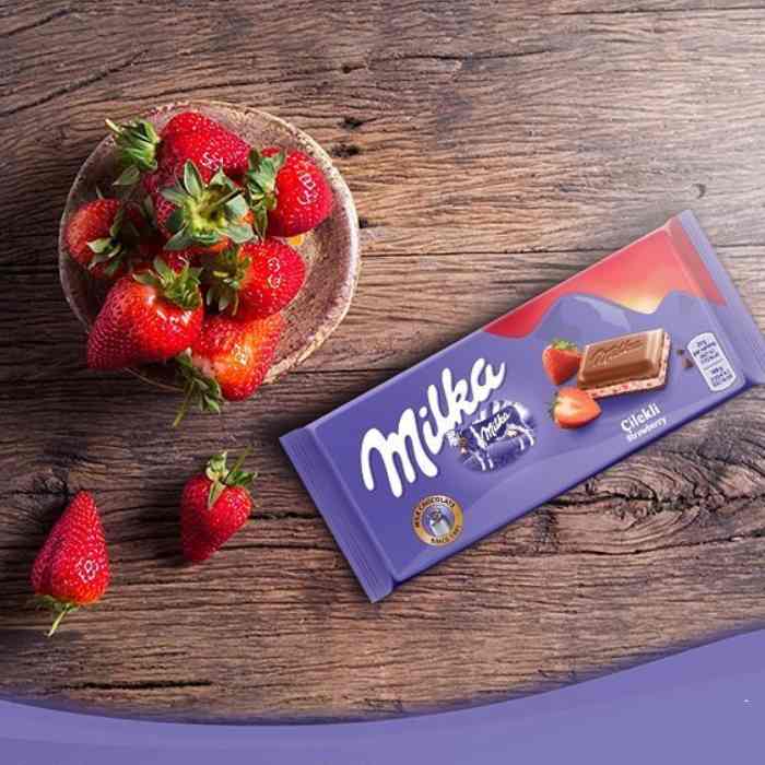 Socola Milka Strawberry Nội Địa Đức 100 g