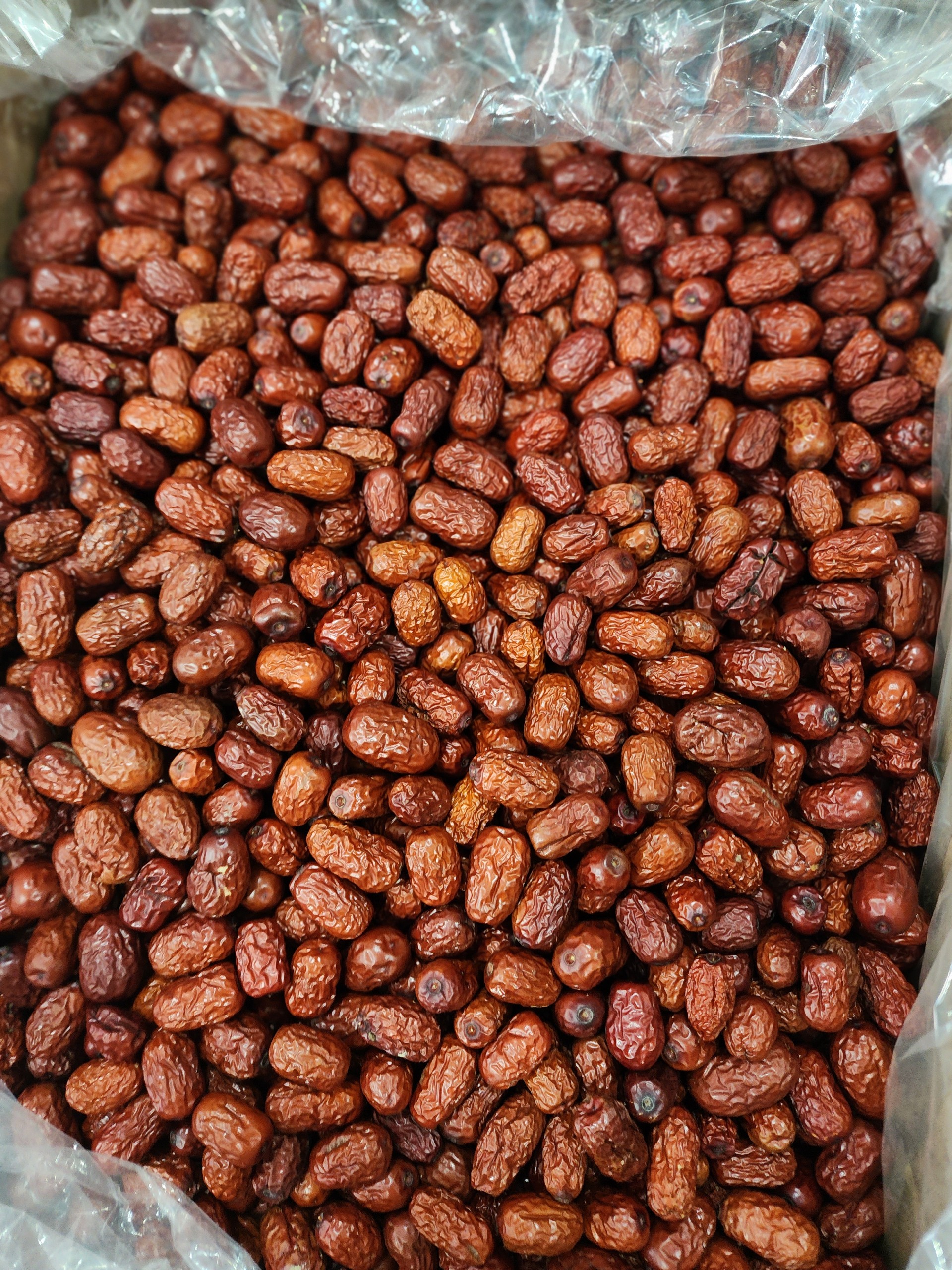 Táo đỏ trái nhỏ loại ngon ngọt date mới