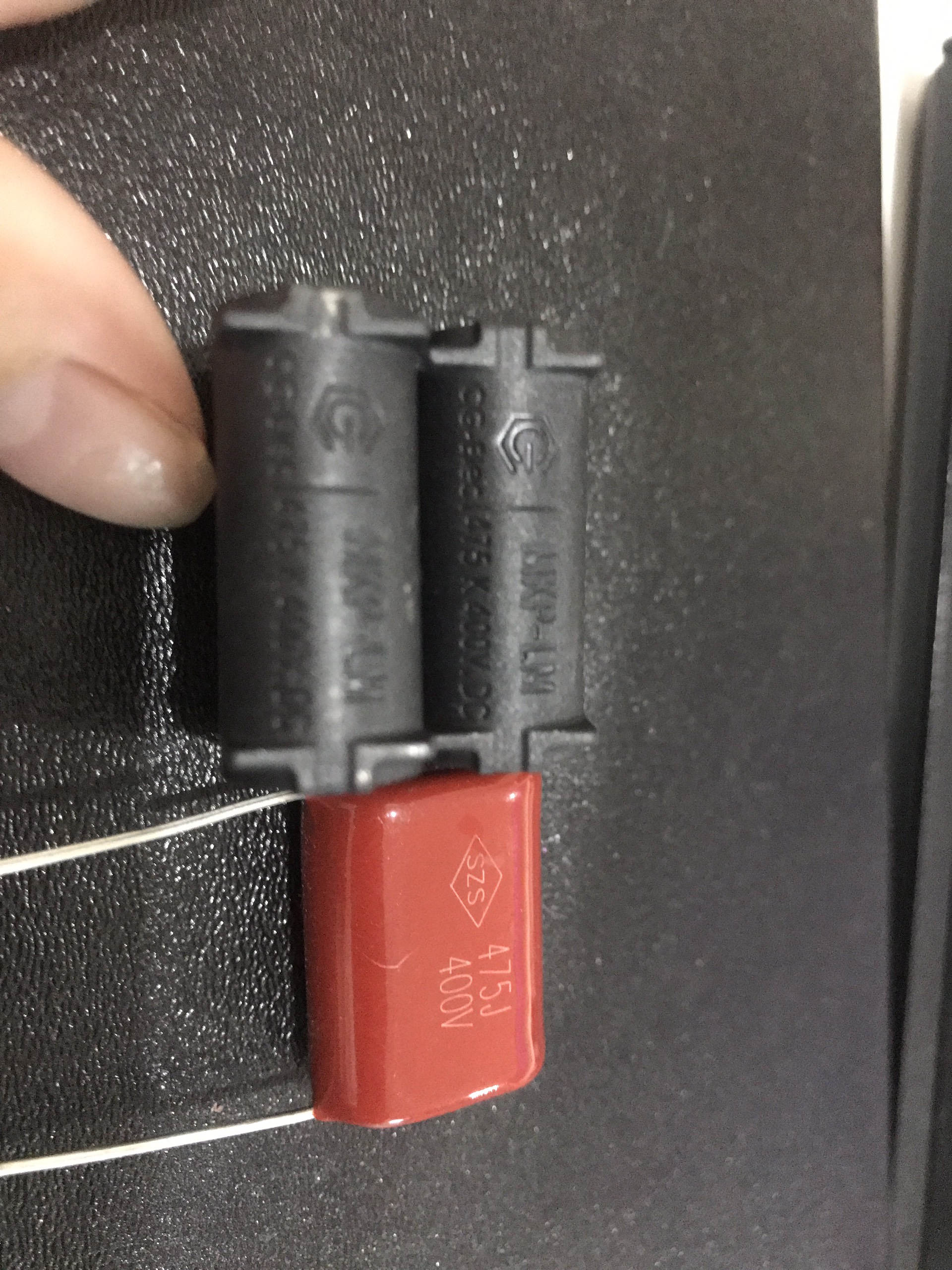 Tụ đen 475K-400V - bộ 10 con
