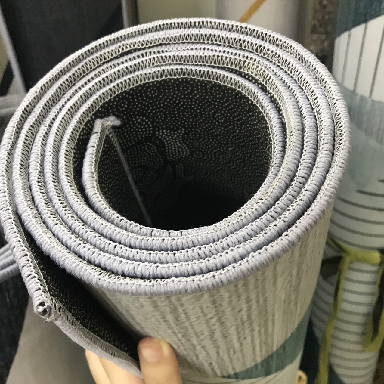 THẢM TRẢI SÀN,thảm sofa,thảm lì Bali phối tam giác Y14