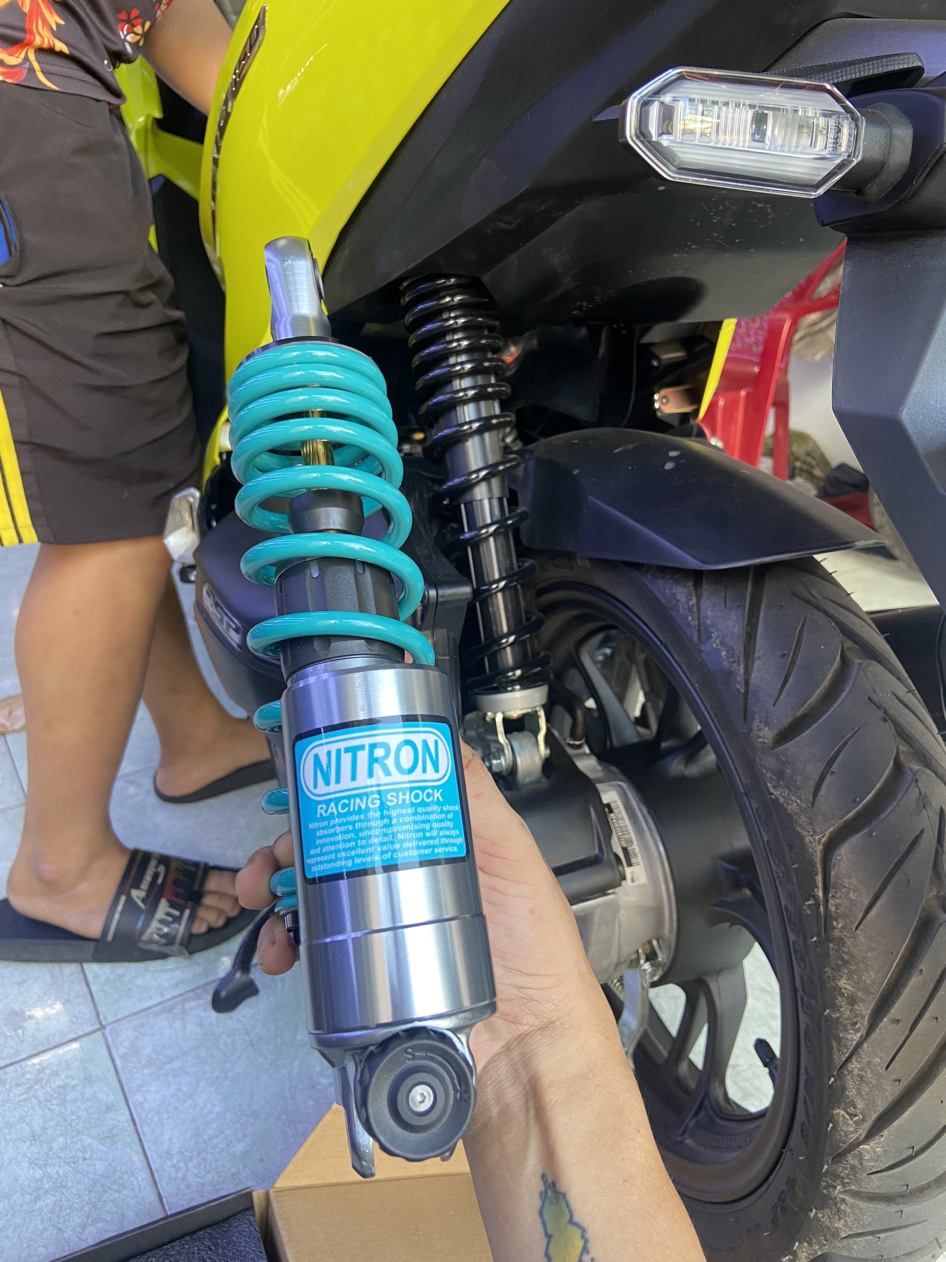 phuộc NITRON bình dầu dưới gắn Vario,click,vision,sh mode