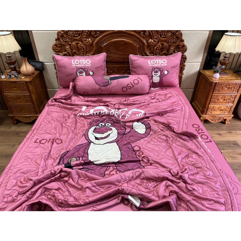 Bộ ga gối thun siêu mát lạnh 5D gâu lotso ( gấu dâu )