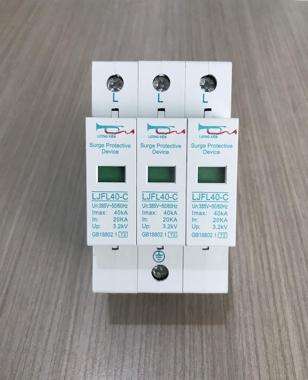 Aptomat chống sét AC 3P LJFL-40-C - AC