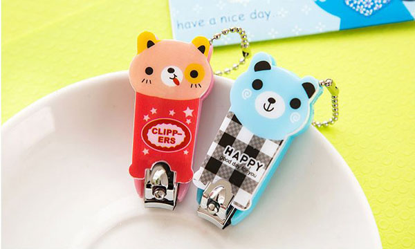 Bấm Móng Tay Hình Thú Dễ Thương