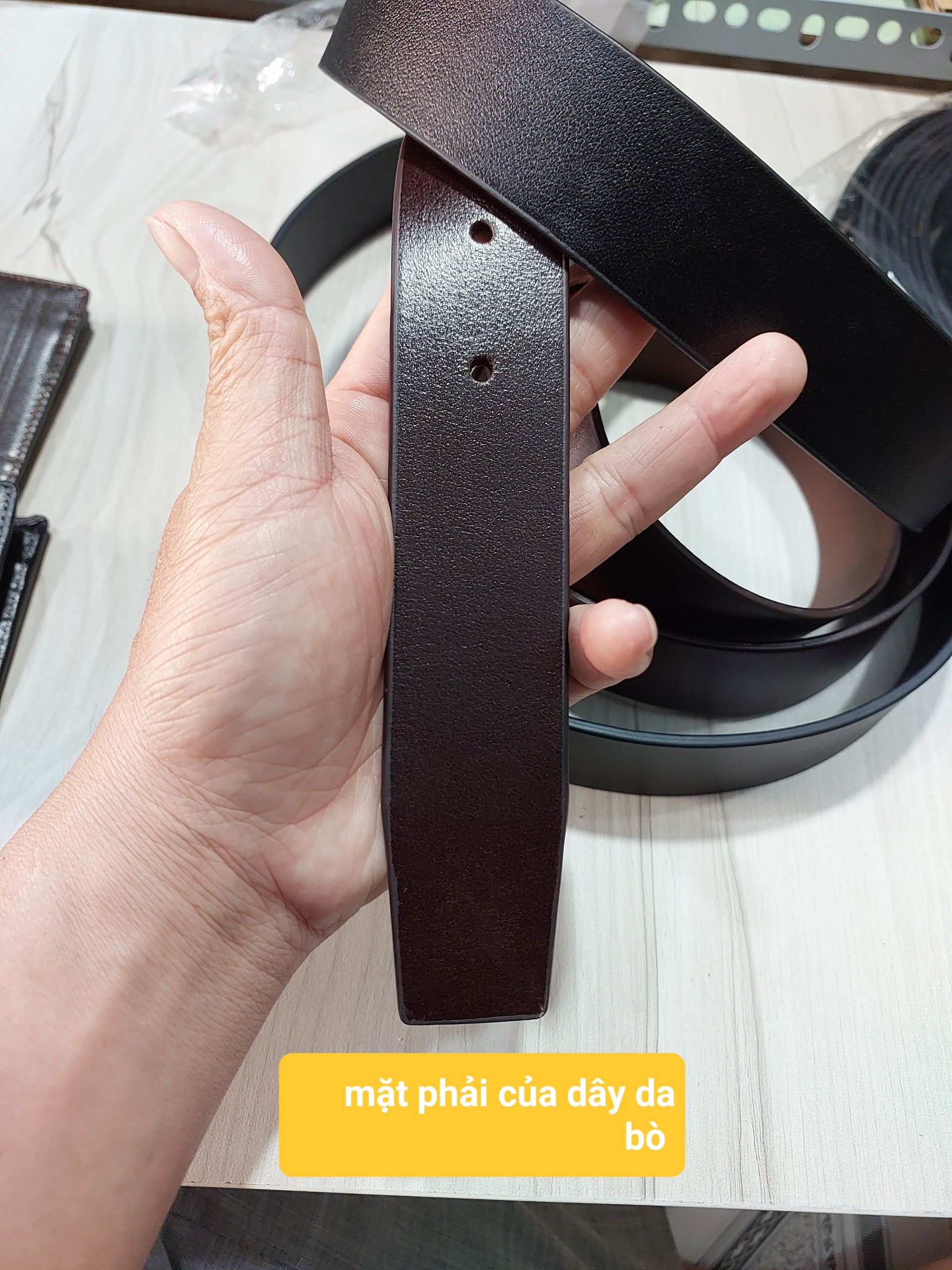 DÂY NỊT DA BÒ NGUYÊN TẤM