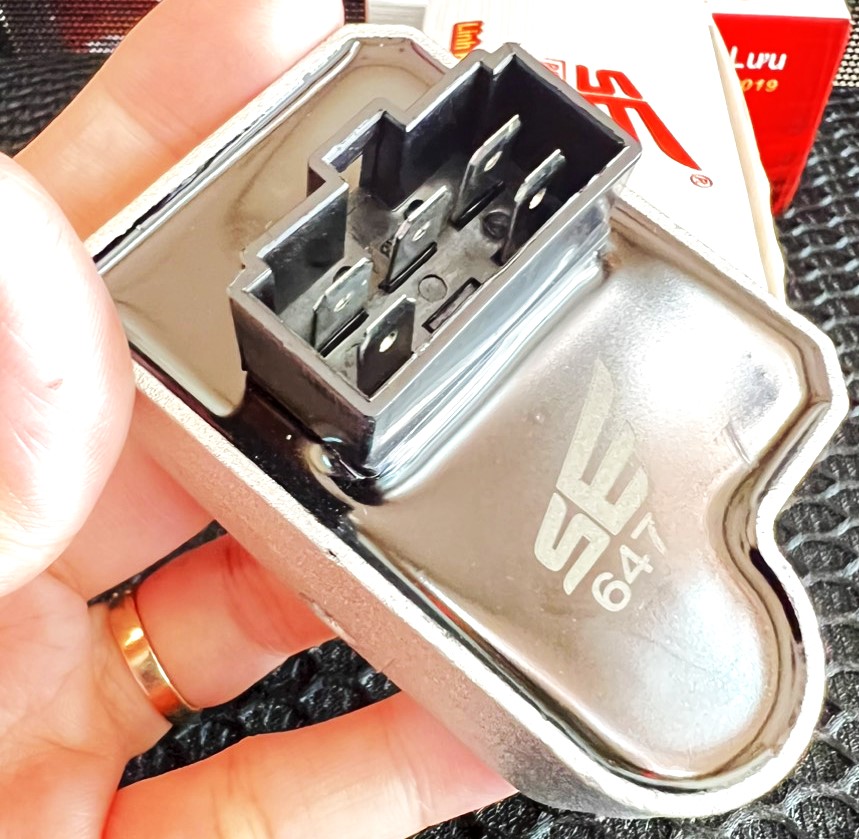 TIẾT CHẾ CHỈNH LƯU (SẠC) XE WAVE RSX 2018