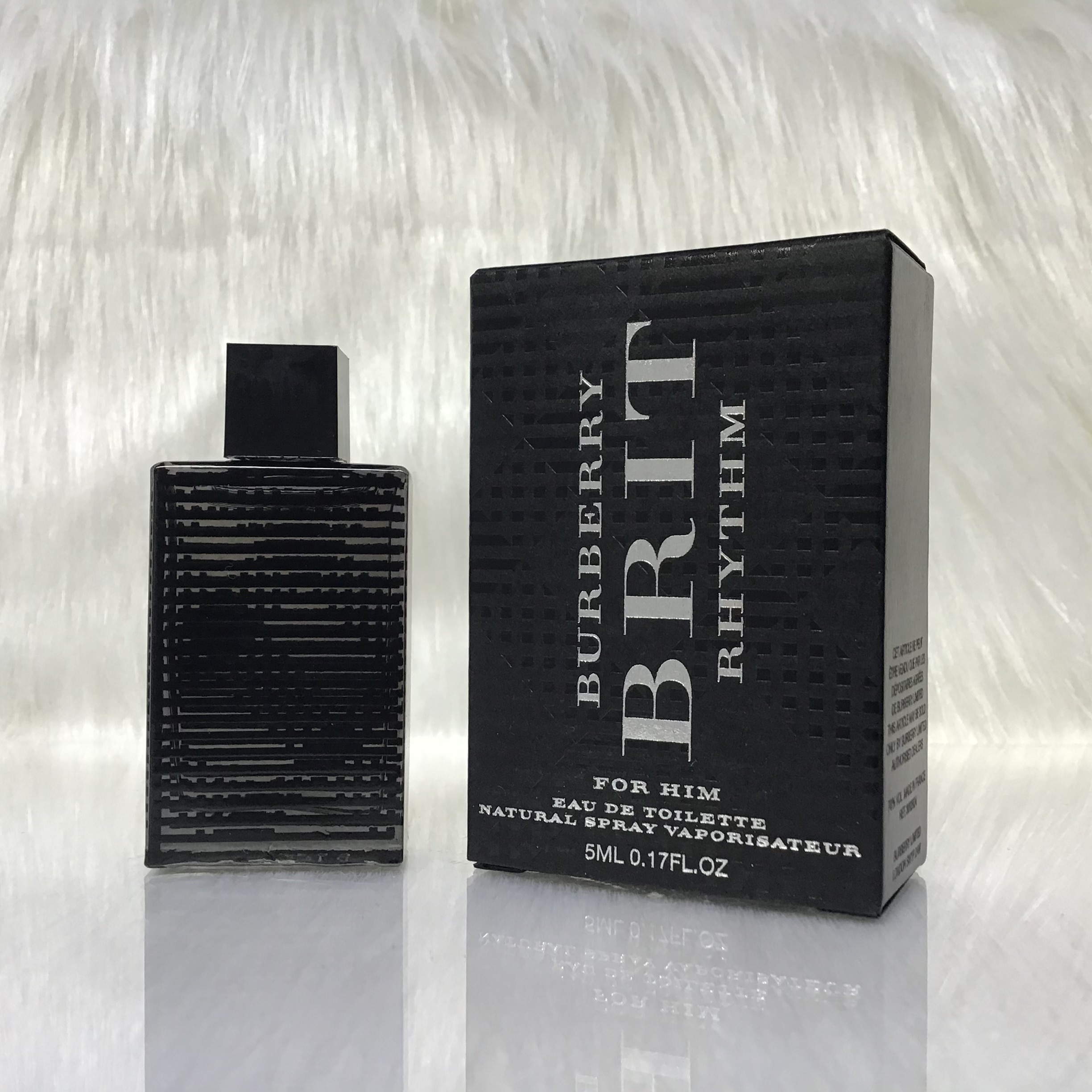 Nước hoa nam Burberry Brit Rhythm For Him EDT 5ml