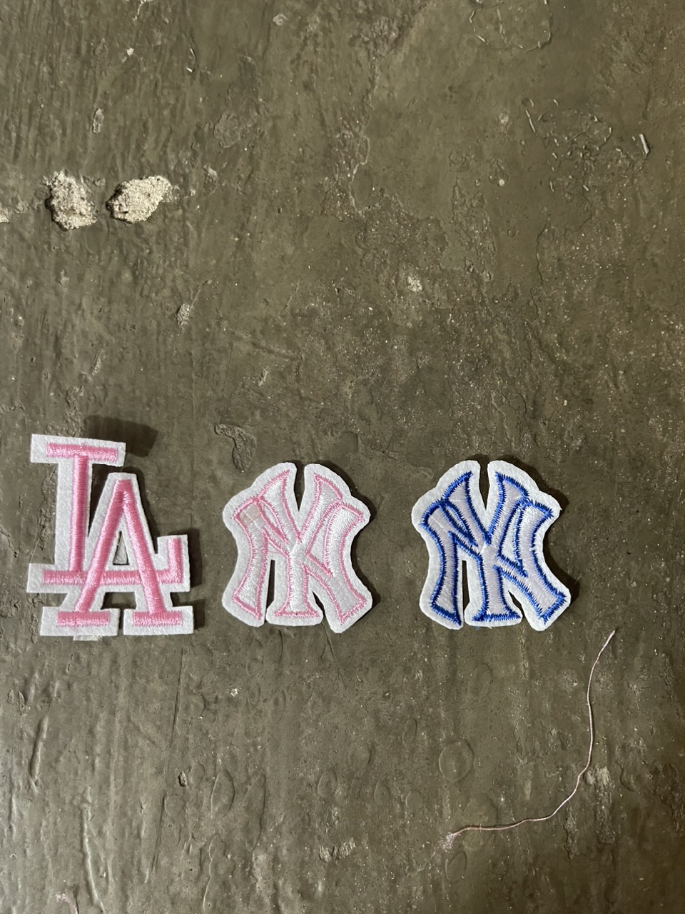 Miếng Sticker Thêu Ủi hình logo thương hiệu cao cấp 02