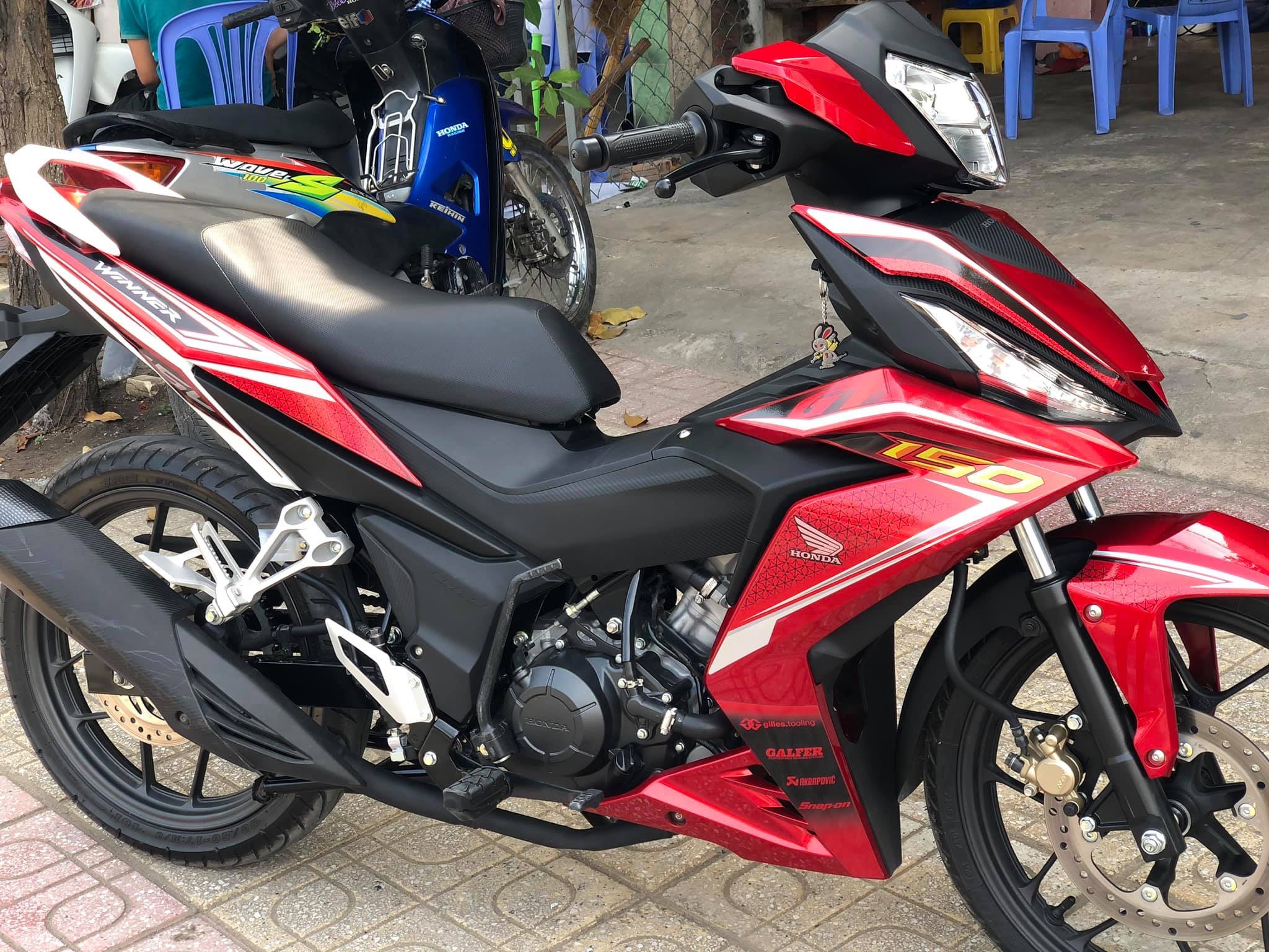 Tem Rời Winner V1 Dán Xe Đỏ - Tem Chuẩn