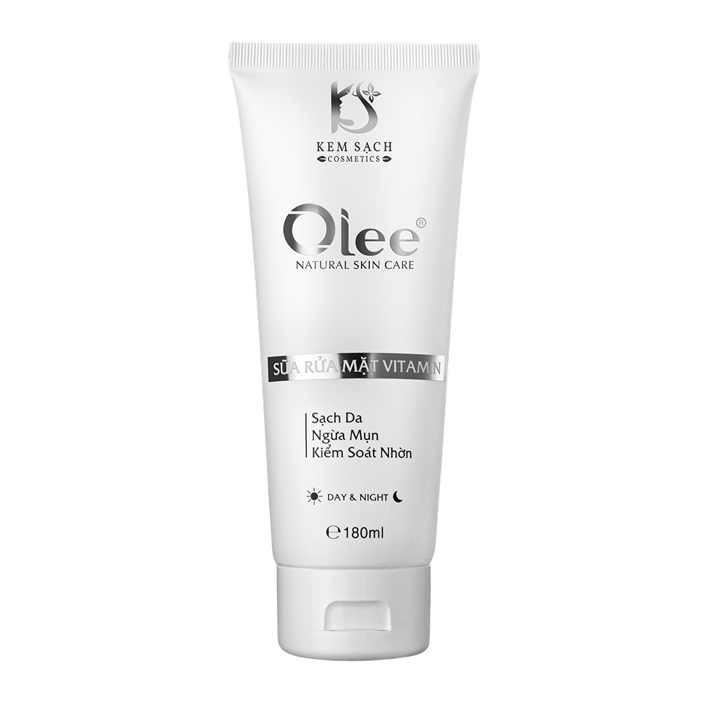 Sữa Rửa Mặt Vitamin Olee Làm Sạch Da Và Kiểm Soát Nhờn