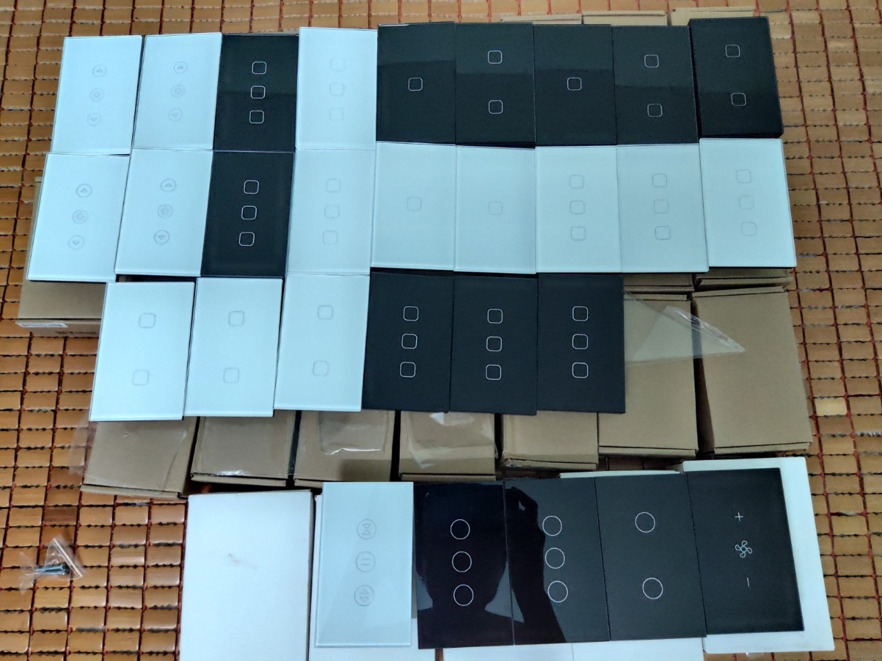 [HCM]CÔNG TẮC QUẠT TRẦN THÔNG MINH MAGIC