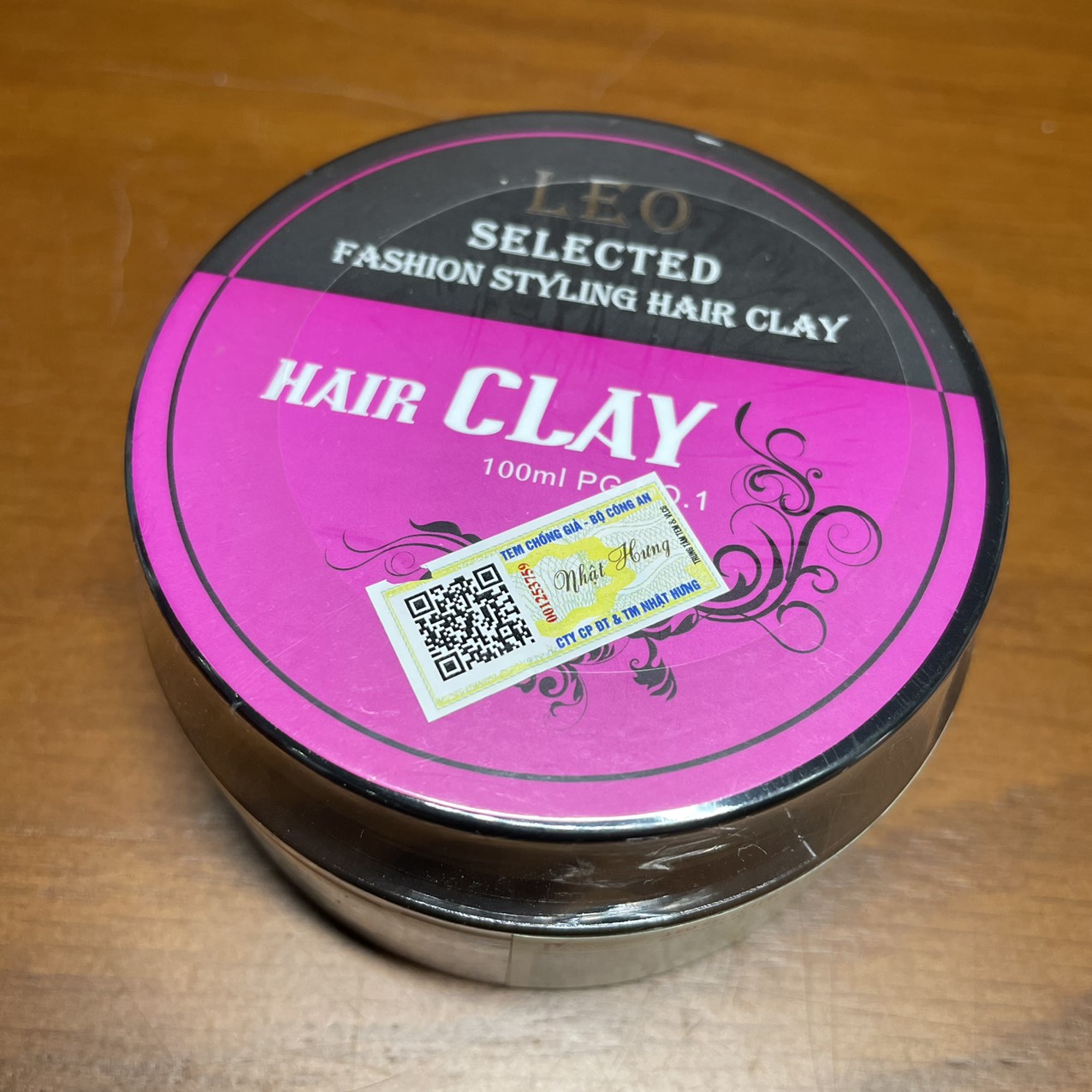 Sáp Vuốt Tóc Tạo Kiểu Giữ nếp lâu dài LEO Hair Clay Prosee 100g