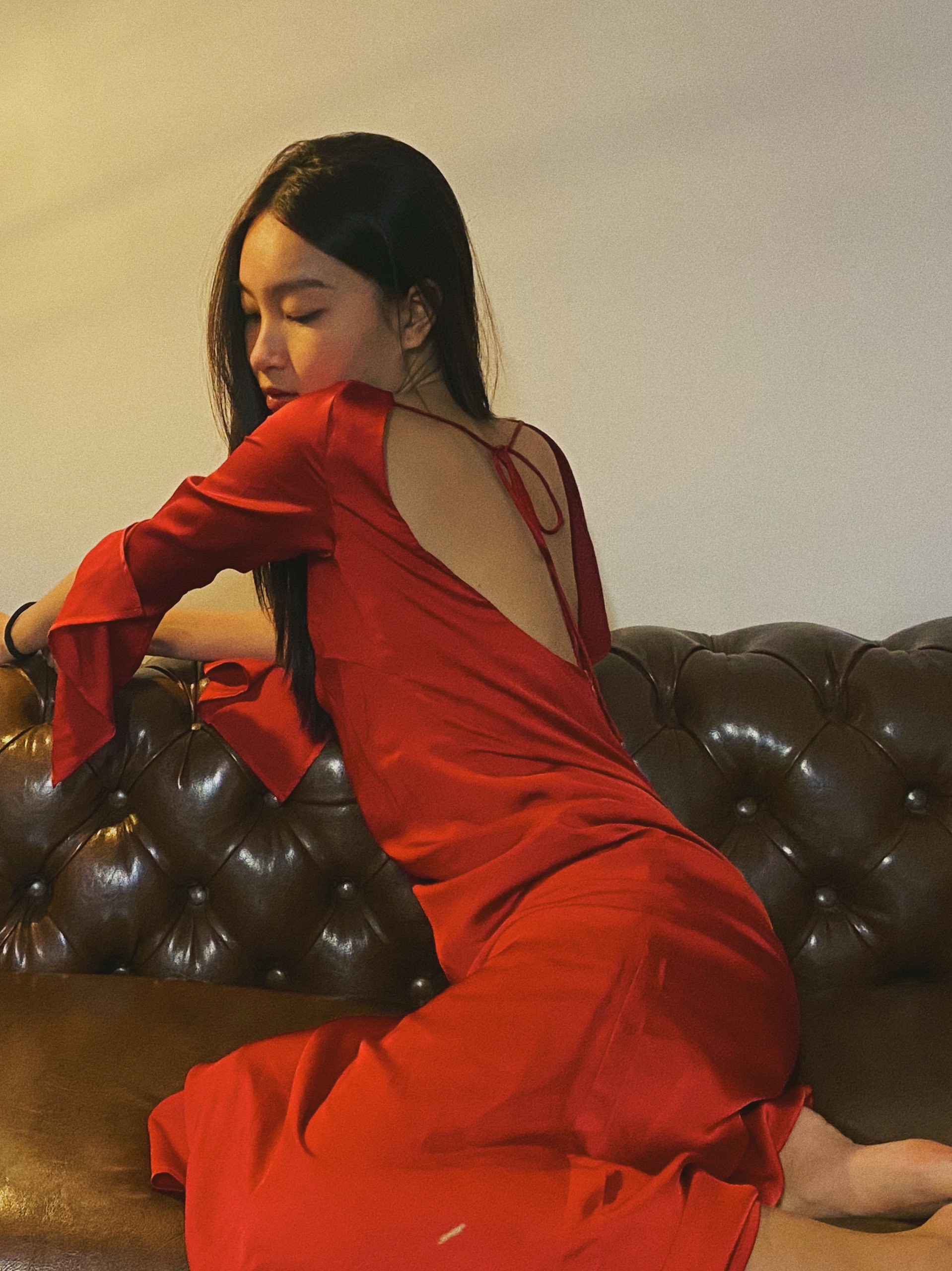 Amoiii Đầm thời trang lụa Rebirth Dress