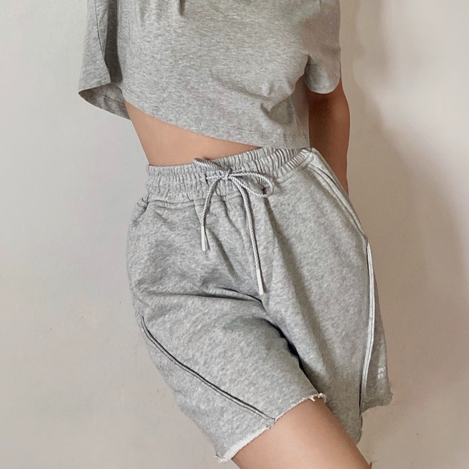 Quần short thun nữ/ quần đùi thun nữ RYACTIVE - LOUNGE SHORT LIGHT GREY