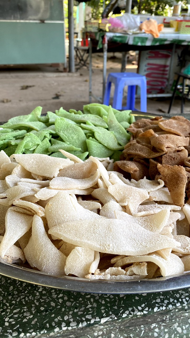 (Freeship) 1Kg Mứt dừa non miếng mix vị BẾN TRE- CHỢ BẾN TRE