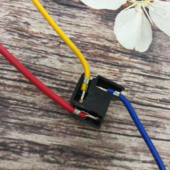 Đuôi đèn 3 chân H4 Ô TÔ- các đời xe máy