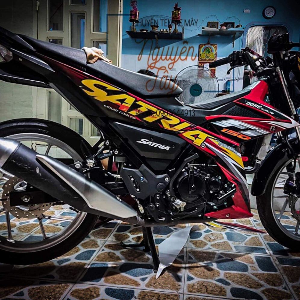 Tem rời dán xe satria- raider đỏ den hoặc đen đỏ cao cấp
