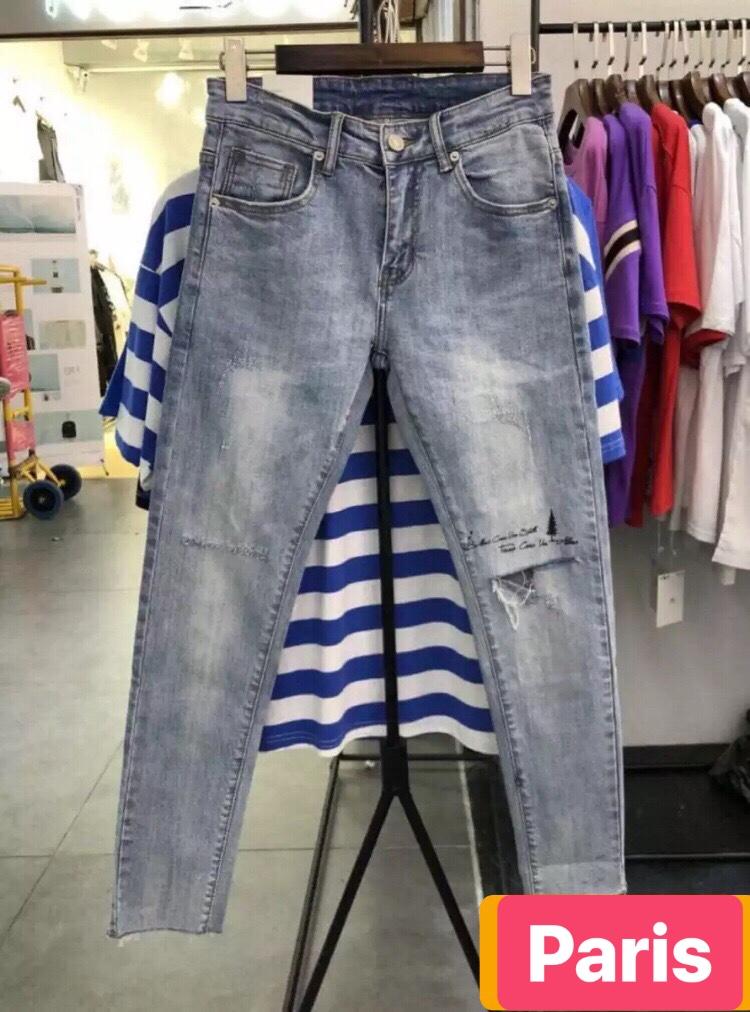 QUẦN JEAN NAM CHẤT BÒ XANH RÁCH THÊU THÔNG NOEL KIỂU HÀN QUỐC PR-6090 CAO CẤP - PARIS FASHION