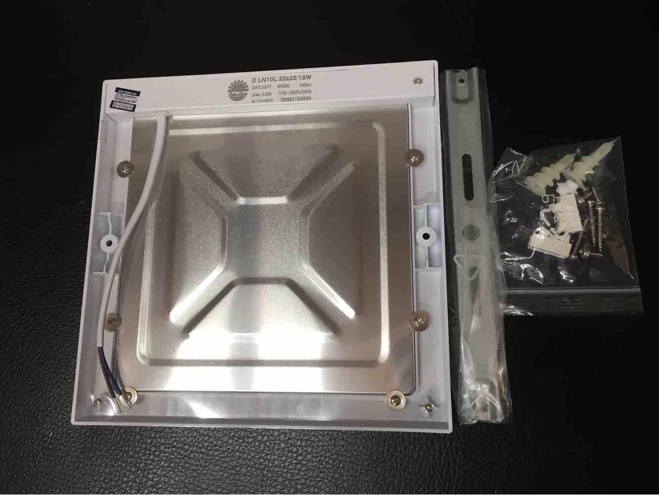 Đèn led ốp trần 18w Rạng Đông vuông 220mm