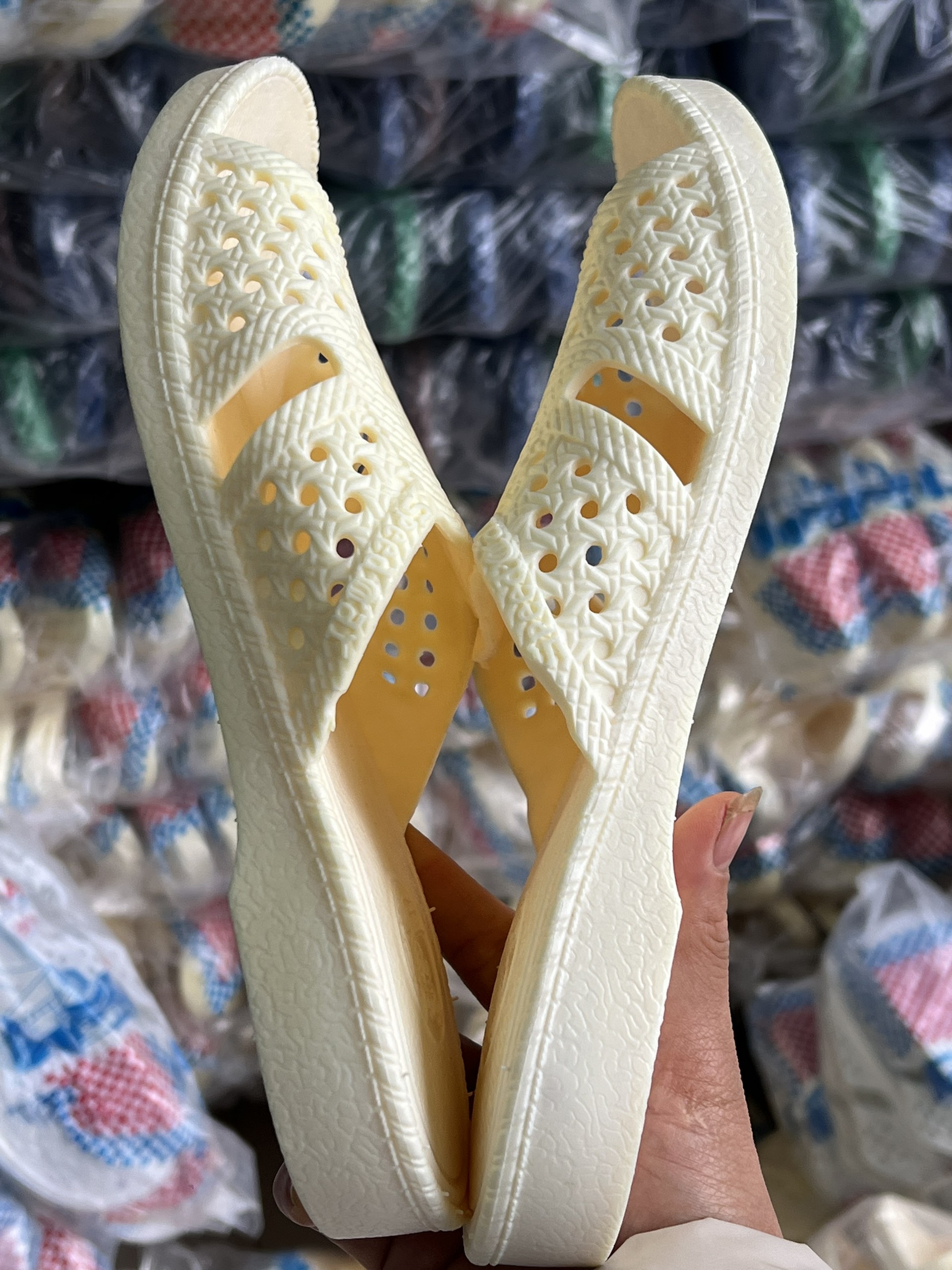 Dép tổ ong thái xịn dày đẹp, Quai Ngang đế 2cm ,đế đinh chống trơn trượt tốt , đi trong nhà tắm văn phòng ,du lịch