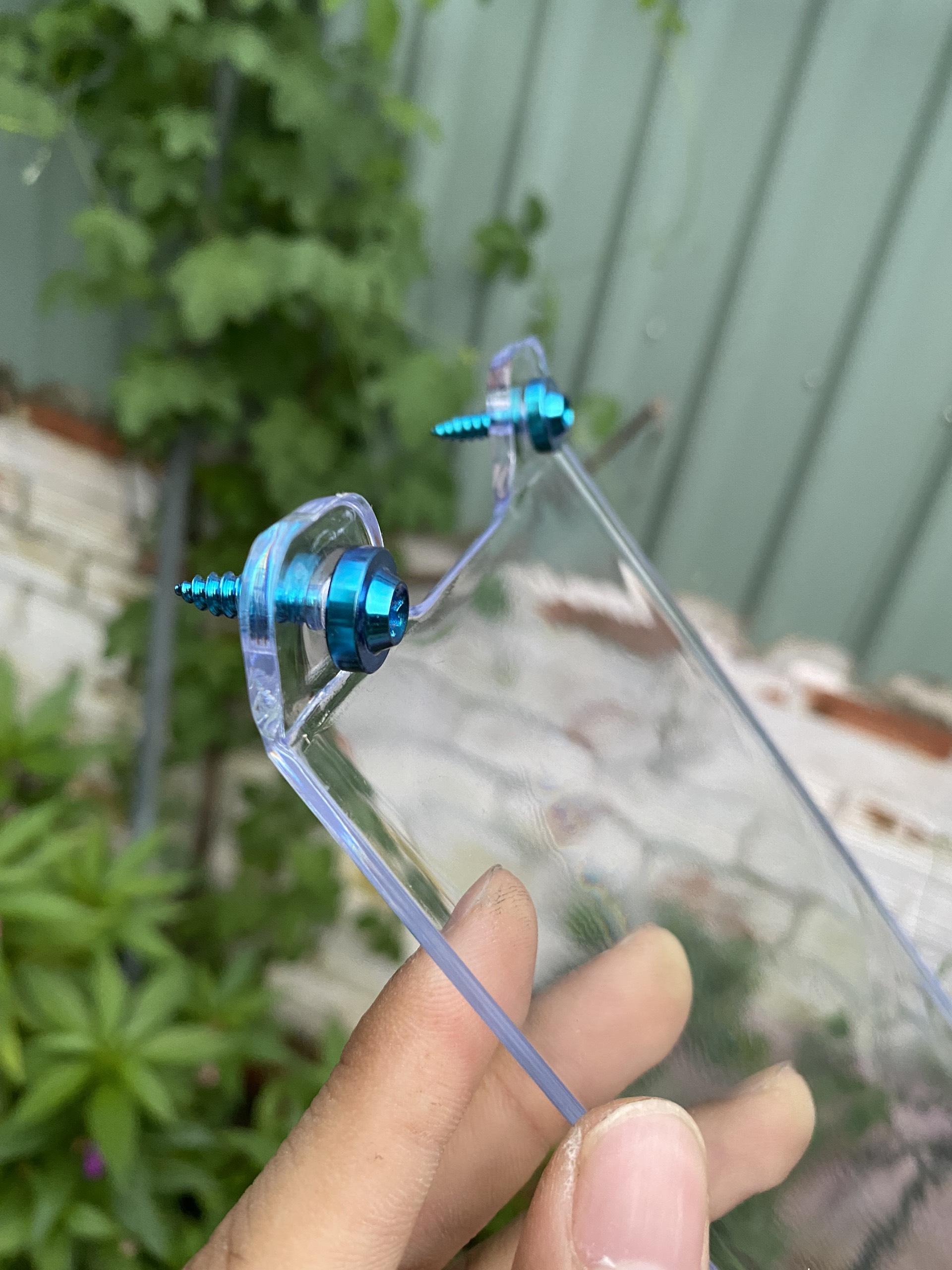 MICA CHE PHUỘC LOẠI DÀY 4MM TẶNG KÈM 2 ỐC TITAN