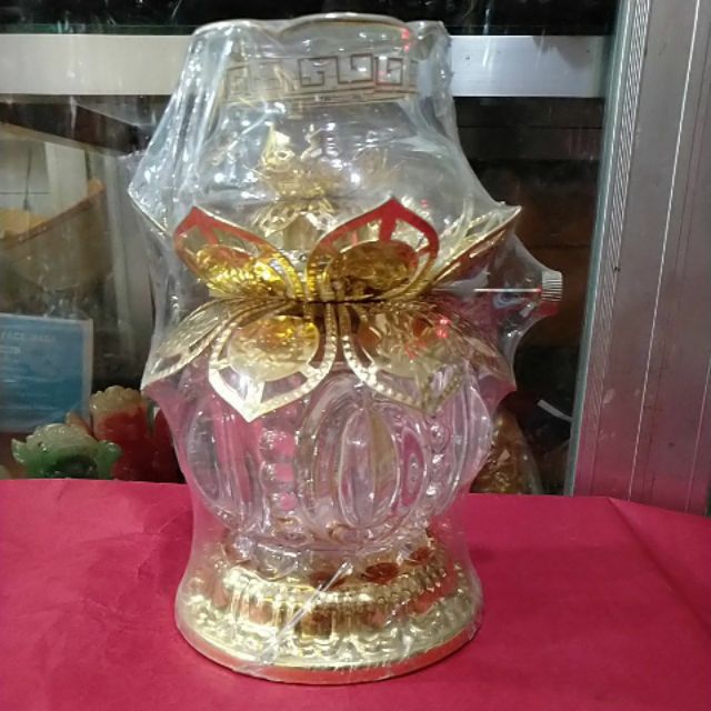 Đèn dầu lưu ly cổ sen vàng