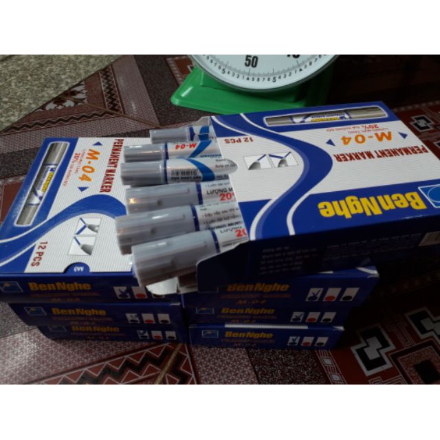 Combo 05 bút lông dầu m04 bến nghé