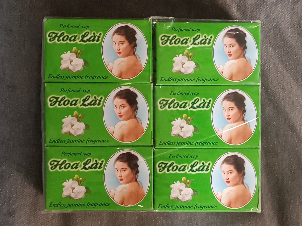 Lốc 12 Cục Xà Bông Thơm Hoa Lài (100g x 12)