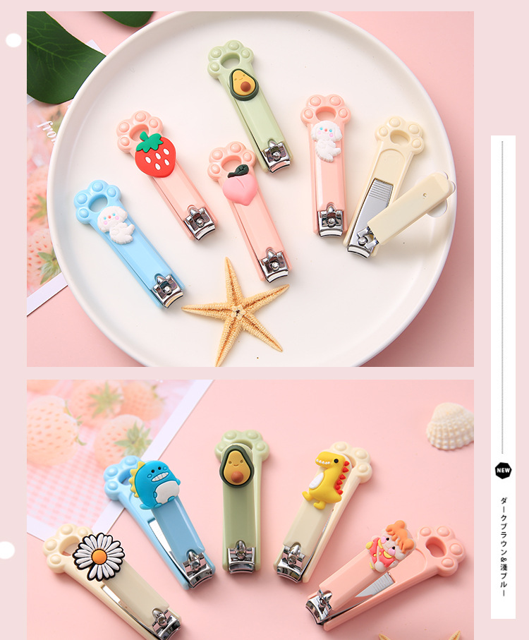 1 Bấm móng tay cute màu ngẫu nhiên