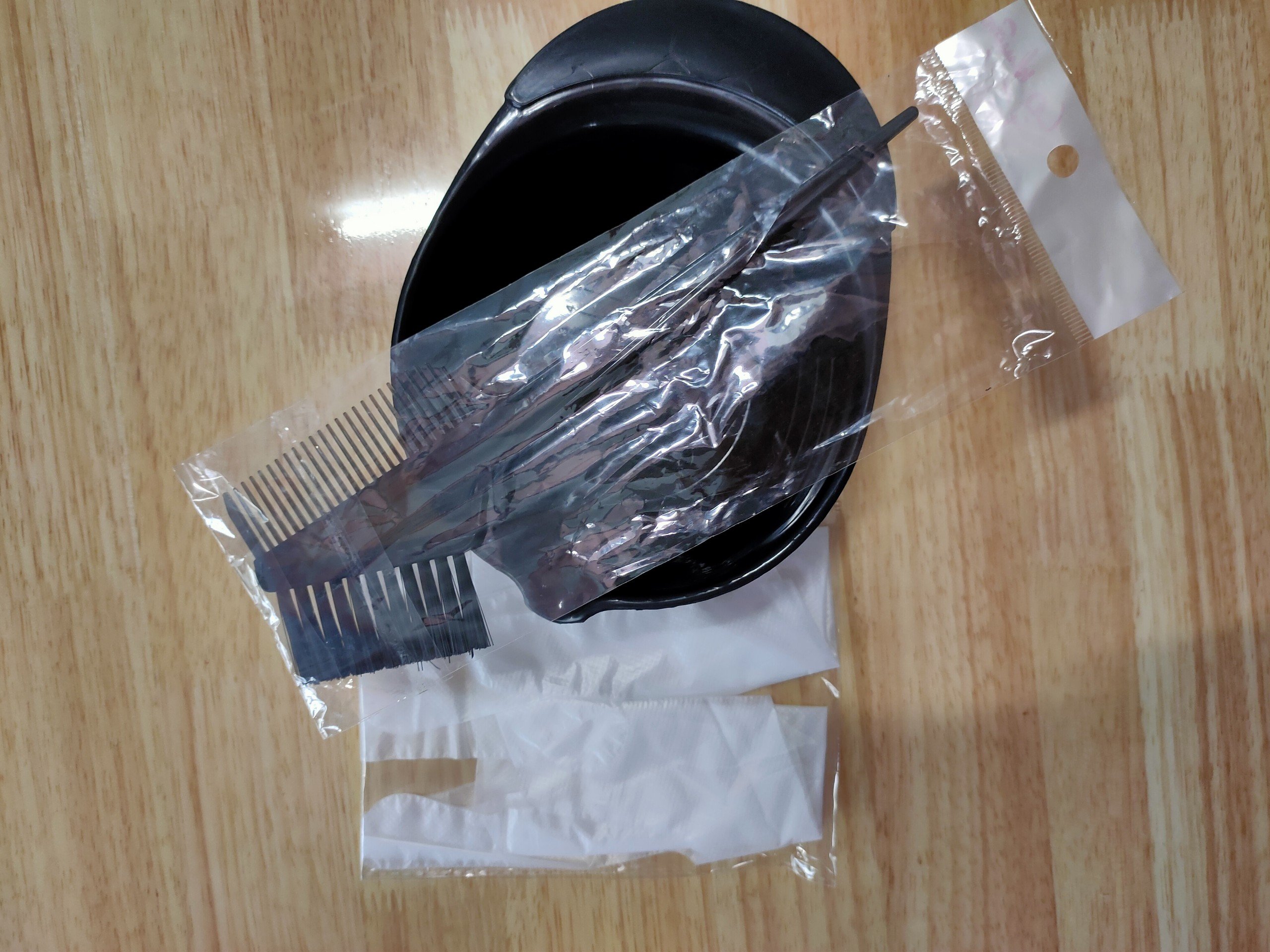 [HCM]Combo chén, lược, bao tay.