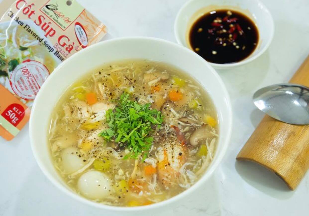 Cốt Súp Gà Quốc Việt Foods 300g
