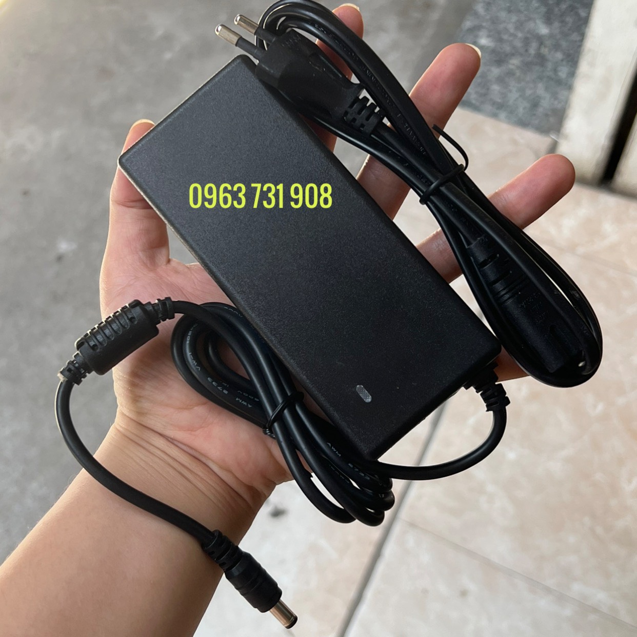 Sạc loa kéo 15v